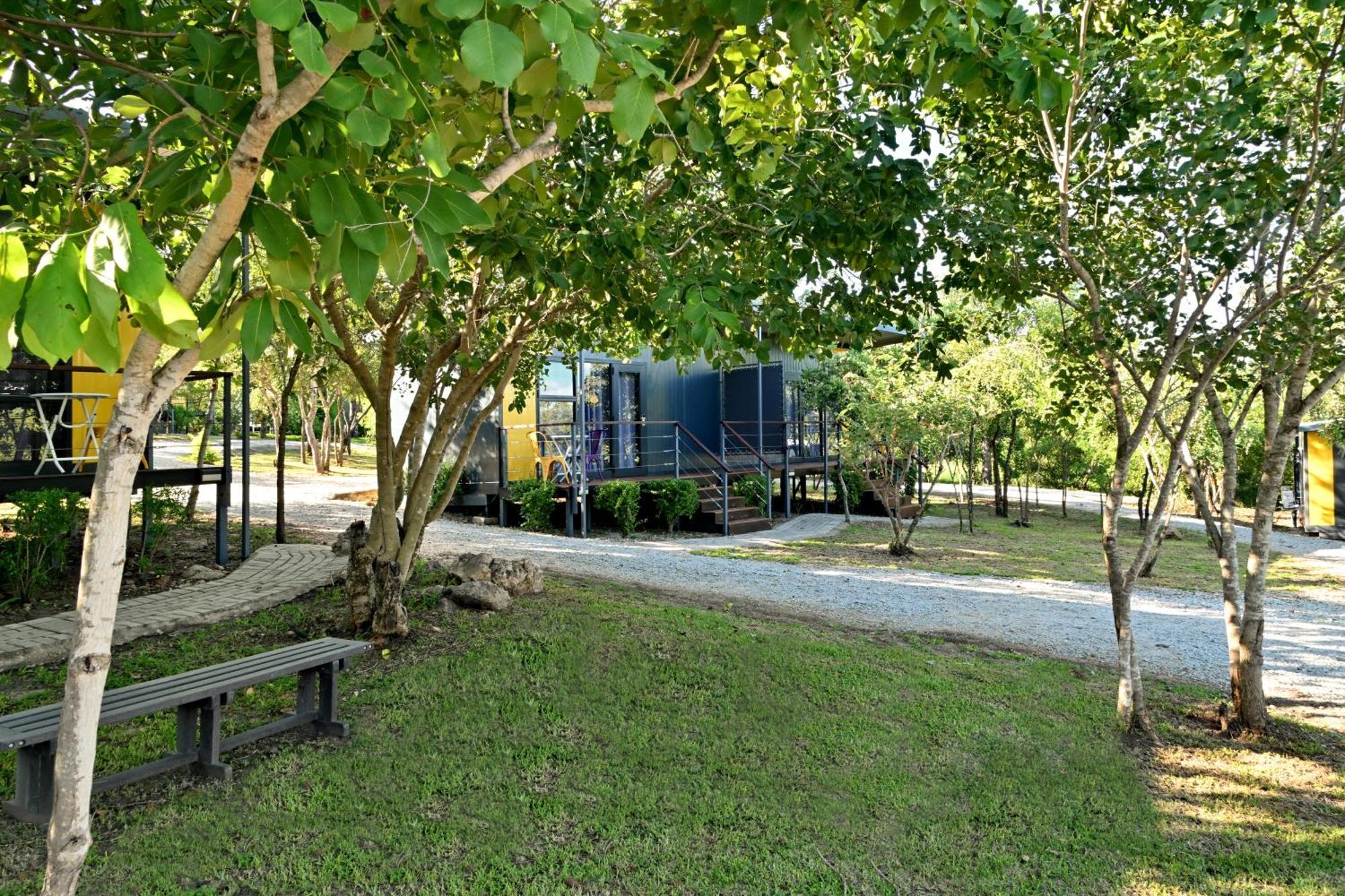 Sleepover Kruger Gate スククザ エクステリア 写真